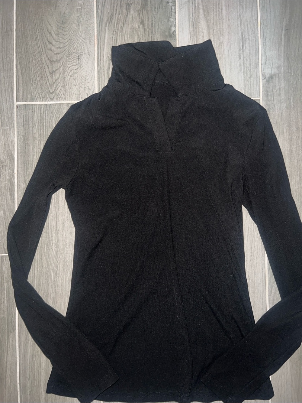 Black Women’s Funnel Neck Long Sleeve Sweater                  (No Brand Name)